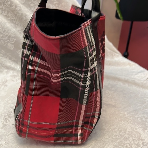 Rare - Victoria SecretsVictoria's Secret Limited Edition Striped Pink Canvas Bea - Picture 7 of 11